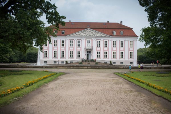 hochzeitsschloesser, hochzeitslocation-berlin, hochzeitslocation - Hochzeit Schloss Friedrichsfelde