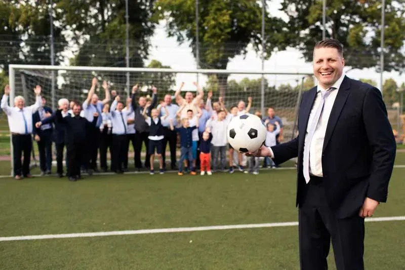 hochzeitsreportagen - Vicky und Sven - Hochzeitsfotos Fu&szlig;ballstadion